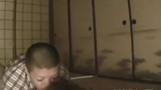 Blonda a intrat imediat in pizda si anus sex cu fete tinere si frumoase