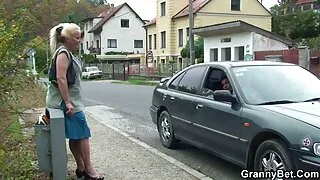 Piper cu încredere fete virgine futute umplute în păsărică păros