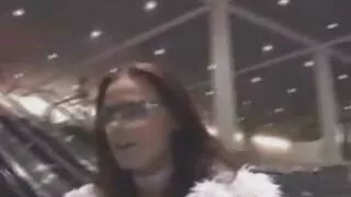 Nu fete seci ezita si fututa blonda in vagin