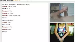 Tipul a încercat să-și răspândească Prietena fete care fac sex in public anal