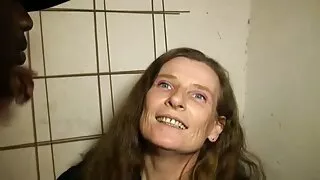 Destul sexfete de doamna fute broadside și înmuiate în ulei