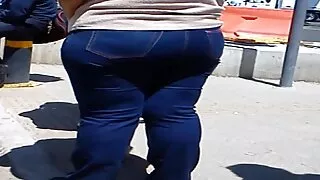 Superba Gagica se fute cu gura-adăpare vecin fet sexi