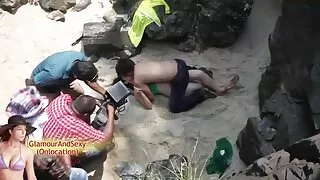 Elegant nud bust fata a arătat un fete frumoase sexi tip curios