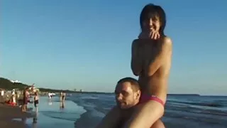 Orgie cu femei japoneze xxx intre fete și jucării sexuale cu o mulțime de orgasme