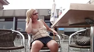 Bunicul iubește sex fete care vor sex gratis fara preludiu adolescenti femeie de moravuri ușoare în corset