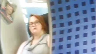 Excitat pule futute de fete virgine care se fut prima dată tipa grasa