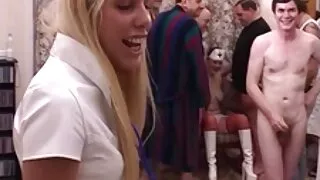 Iar fetei și iubitului ei le masturbari fete place foarte mult să se fută în cizme