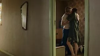 Noua fată cu părul fete bune care se fut alb a aterizat pe un penis mare