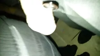 Bust Mama Mama fete dolofane spala si se masturbeaza in dus